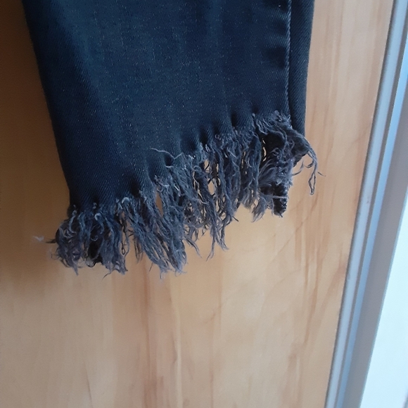 Free People Distressed Jeans - Picture 7 of 7